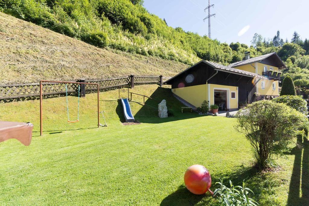 Ferienhaus Christine Taxenbach Exterior foto